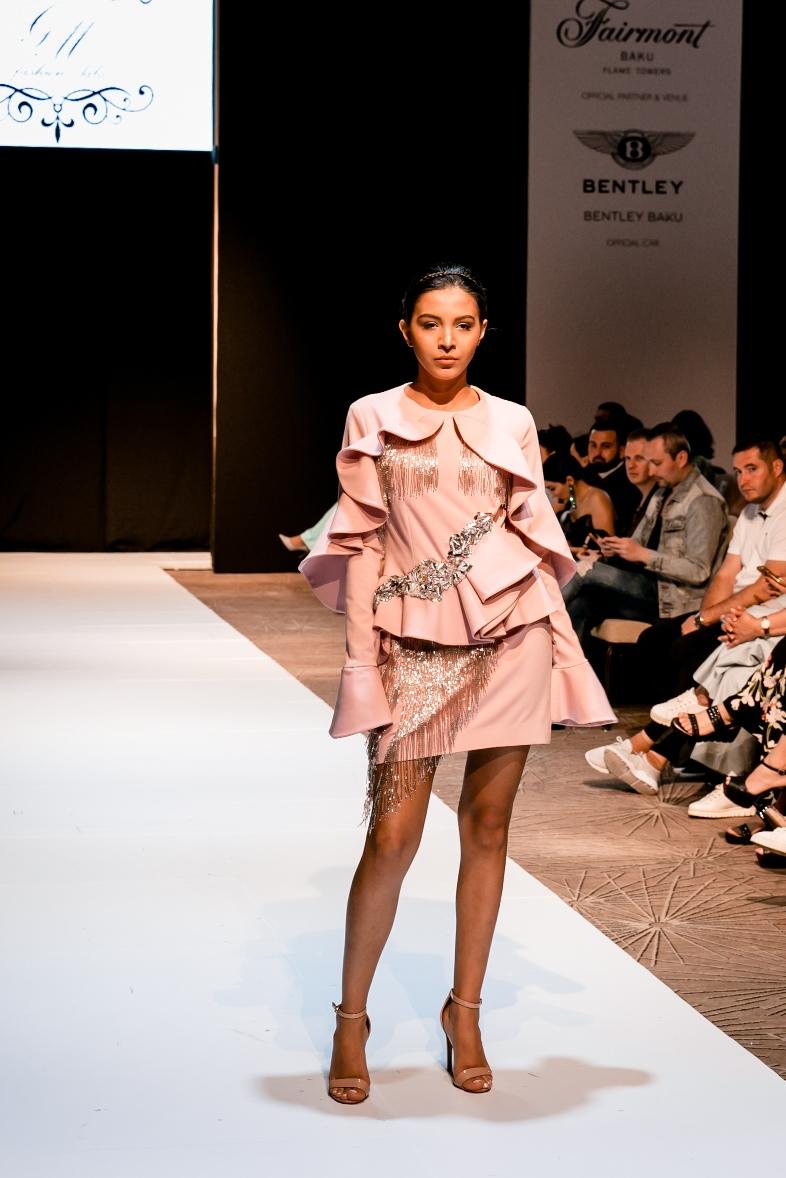 Azerbaijan Fashion Week -2018: Тренды Азербайджана, России, Казахстана и Марокко (ФОТО)