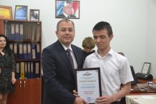 Учащиеся бакинской музшколы для инвалидов по зрению выступили с концертом (ФОТО)