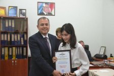 Учащиеся бакинской музшколы для инвалидов по зрению выступили с концертом (ФОТО)