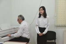 Учащиеся бакинской музшколы для инвалидов по зрению выступили с концертом (ФОТО)