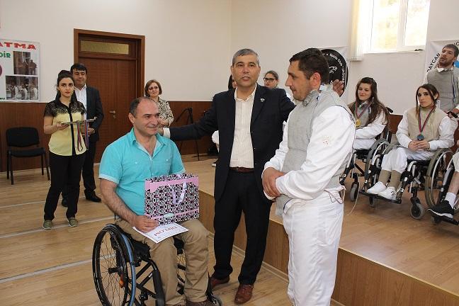 Мушкетеры по-азербайджански (ФОТО)