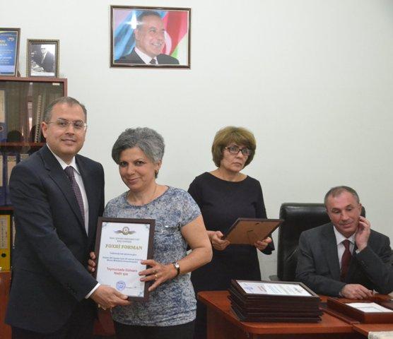 Учащиеся бакинской музшколы для инвалидов по зрению выступили с концертом (ФОТО)