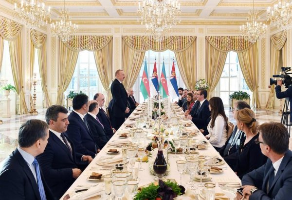 От имени Президента Ильхама Алиева в честь Президента Сербии дан официальный прием