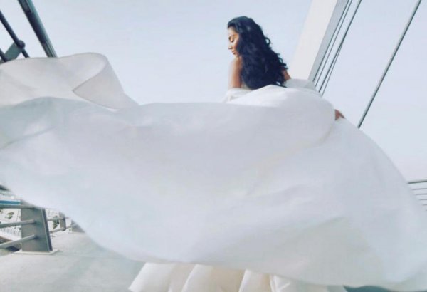 Нана Агамалыева вызвала восторг в соцсетях исполнительским дебютом и клипом (ВИДЕО, ФОТО)