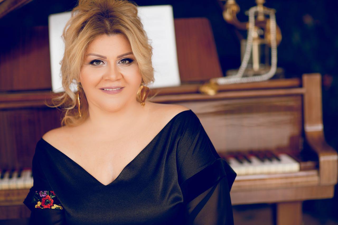 Айгюн Самедзаде: Гармония видится в прекрасном, эмоциях и ярких красках