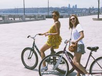 Встретили цветами, накормили вкуснейшими блюдами! Российские звезды в Баку (ФОТО)