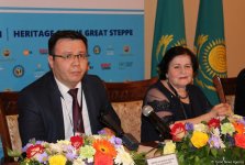 "Золотого человека" из Казахстана показали в Баку (ФОТО)