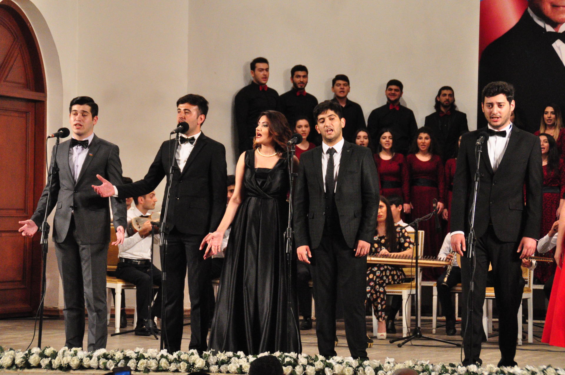 В Филармонии прошел большой концерт в честь 100-летия АДР (ФОТО)