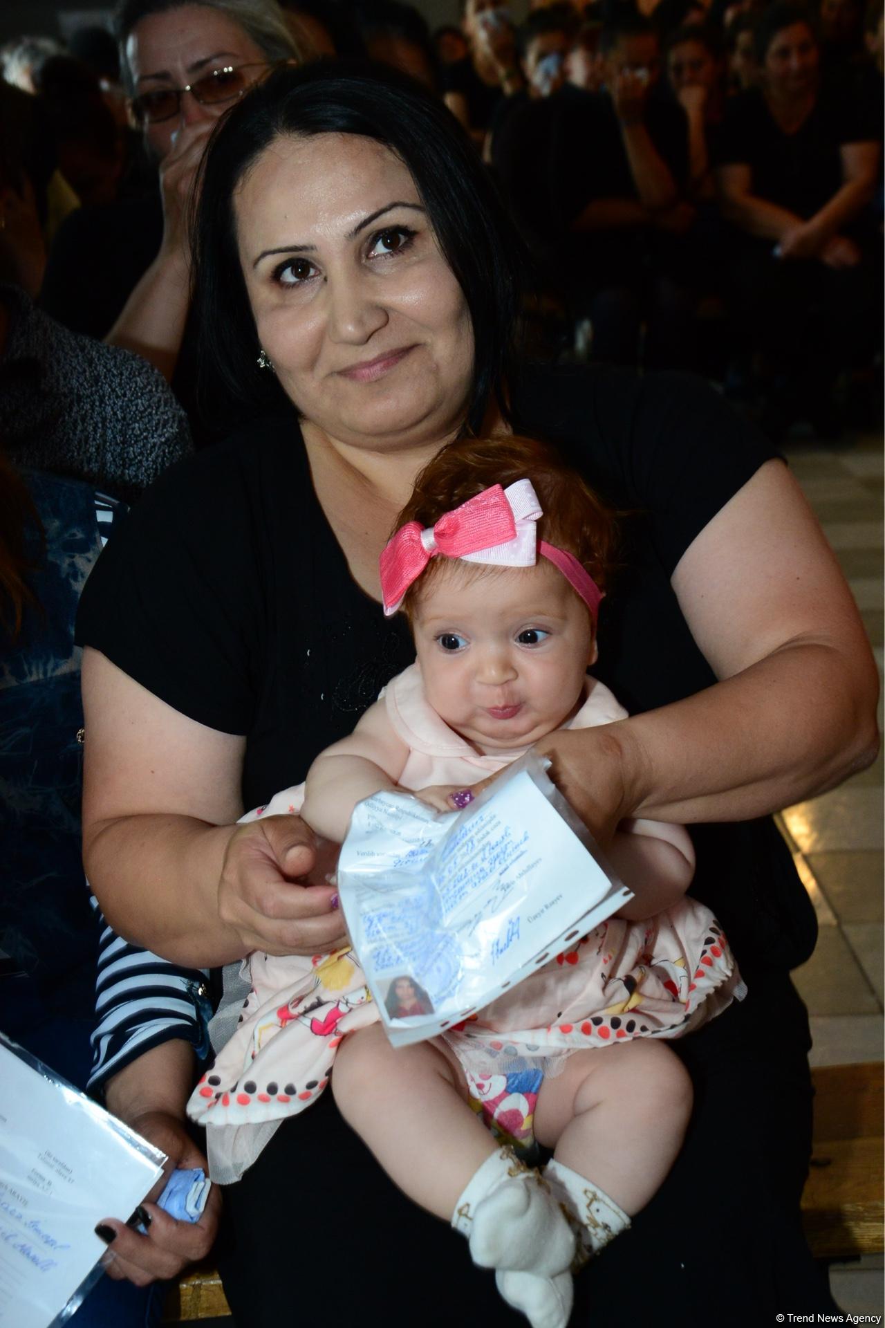 Распоряжение о помиловании Президента Ильхама Алиева позволило мне вернуться к детям - Гюндюз Бабаева (ФОТО)