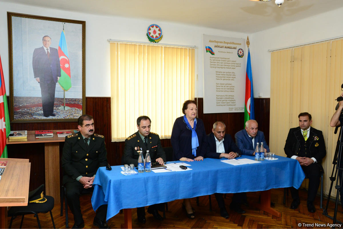 Около 40 помилованных освобождены из четырех исправительных учреждений Азербайджана (ФОТО)