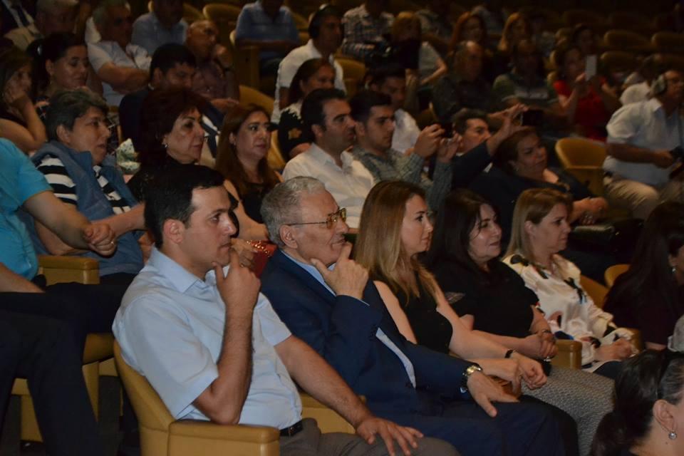 В Баку представили дастан "Лейли и Меджнун" (ФОТО)