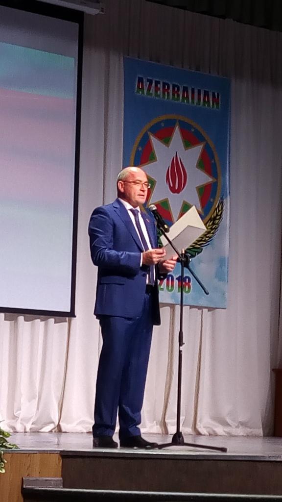 В России отметили 100-летие Азербайджанской Демократической Республики грандиозным концертом (ФОТО)