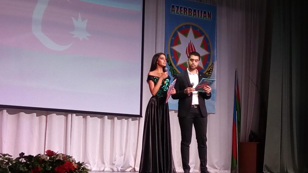 В России отметили 100-летие Азербайджанской Демократической Республики грандиозным концертом (ФОТО)