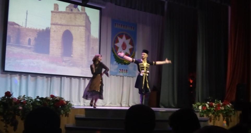 В России отметили 100-летие Азербайджанской Демократической Республики грандиозным концертом (ФОТО)