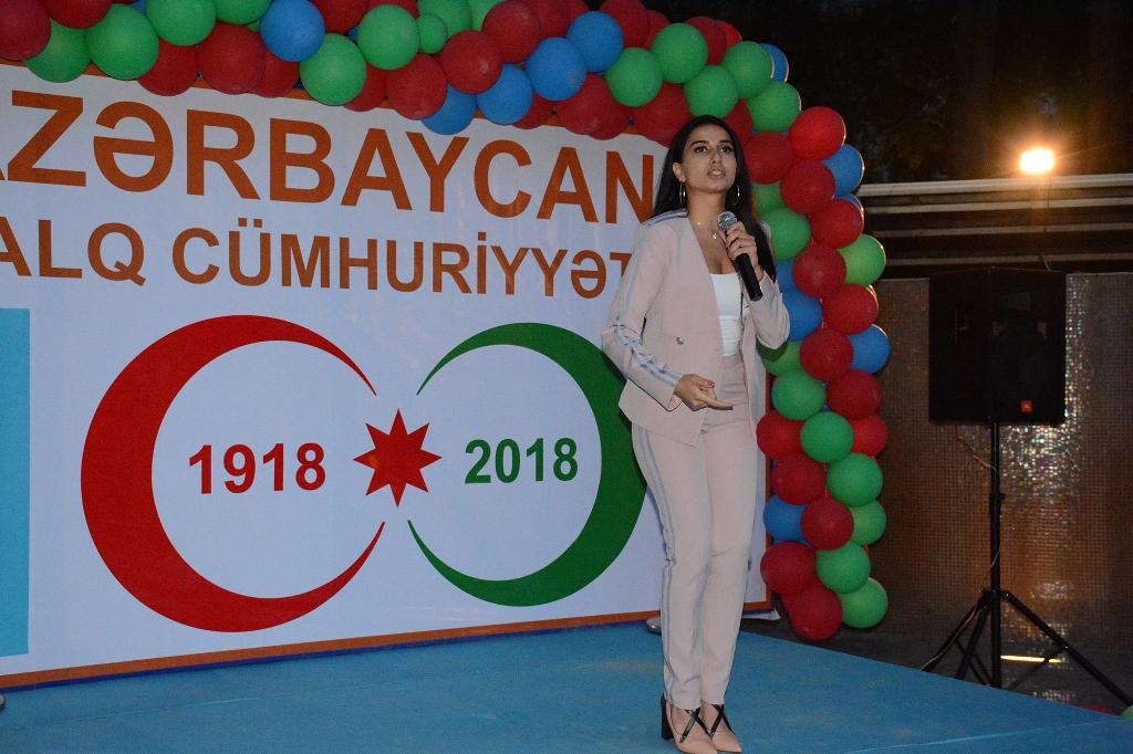 Площадь фонтанов в Баку - часть великого праздника в Азербайджане (ФОТО)