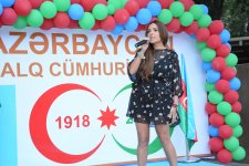 Площадь фонтанов в Баку - часть великого праздника в Азербайджане (ФОТО)