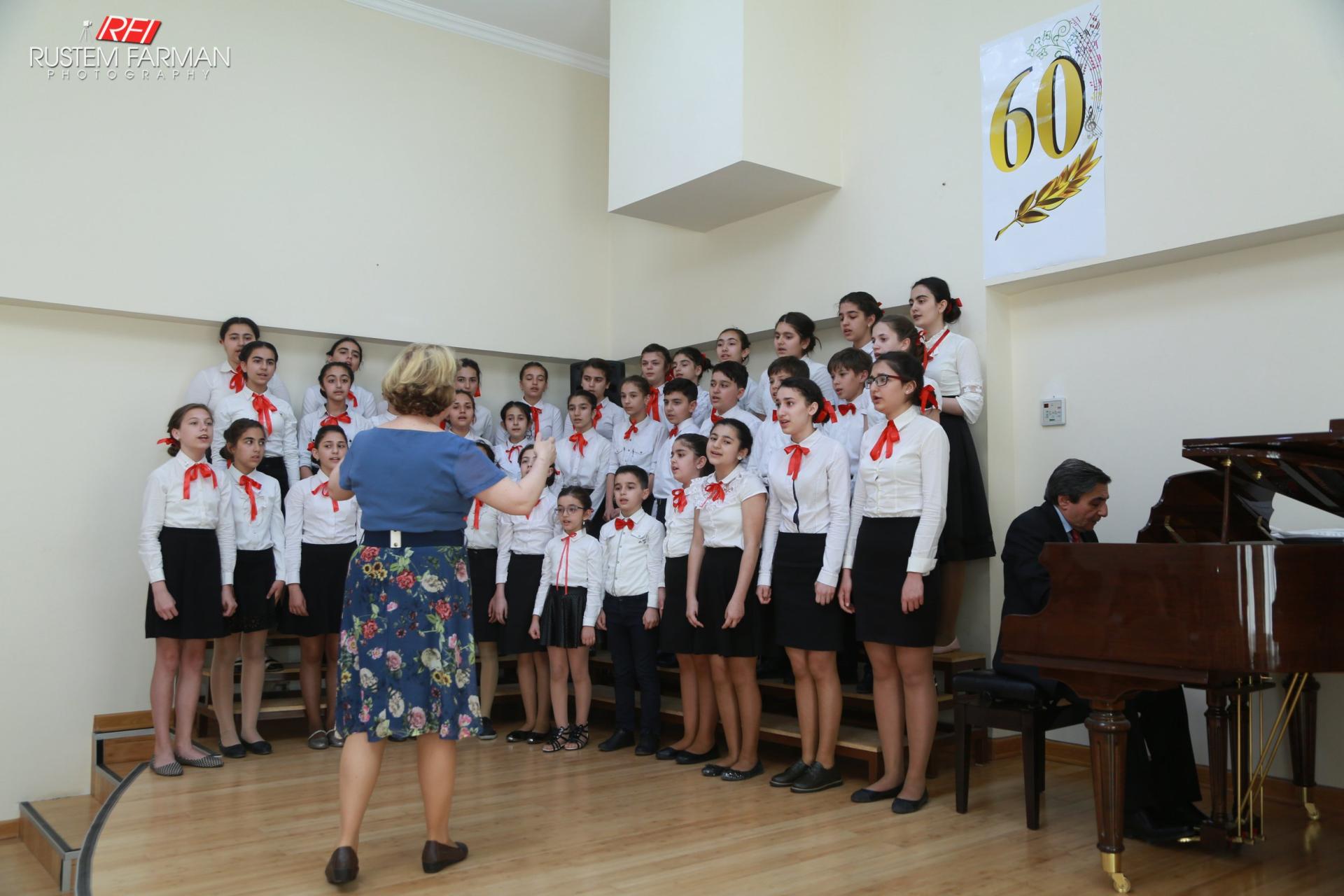 Хлопайте в ладоши! Концерт в Баку (ФОТО)