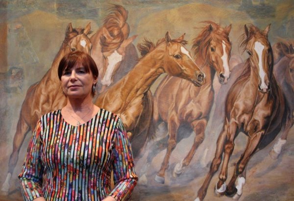 Карабахские скакуны глазами латвийской художницы Даце Штрауса (ФОТО)