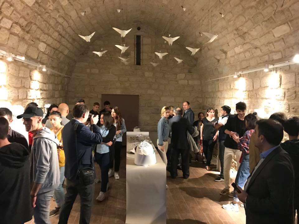 Саморезы, болты, гайки и шурупы - кинетика Бабека Агаева (ФОТО)