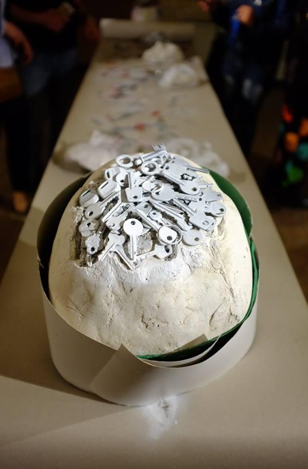 Саморезы, болты, гайки и шурупы - кинетика Бабека Агаева (ФОТО)