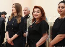 Карабахские скакуны глазами латвийской художницы Даце Штрауса (ФОТО)