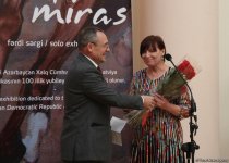 Карабахские скакуны глазами латвийской художницы Даце Штрауса (ФОТО)