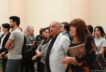 Карабахские скакуны глазами латвийской художницы Даце Штрауса (ФОТО)