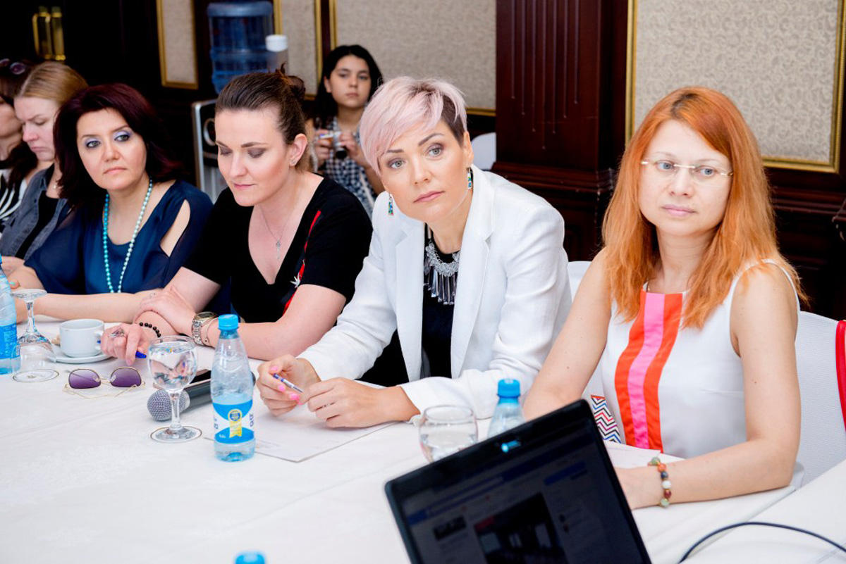 Женские страсти бакинок по дресс-коду (ФОТО)