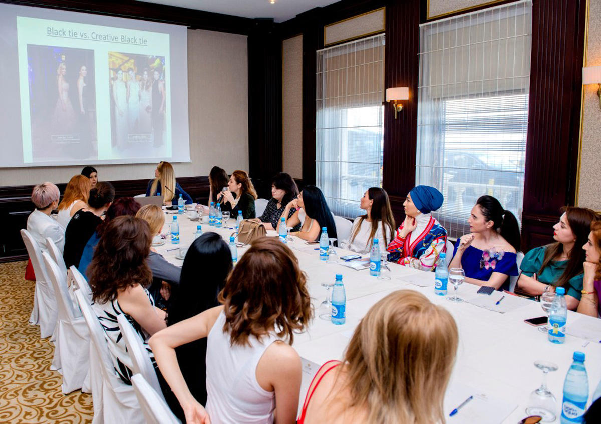 Женские страсти бакинок по дресс-коду (ФОТО)