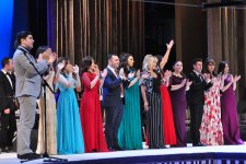 Путешествие c бакинцами в мир воспоминаний и радости (ФОТО)