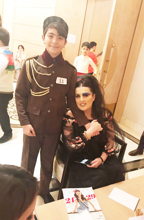 В Баку прошел вечер моды AZƏRİTÜRK – орнаменты Азербайджана и Турции (ФОТО)