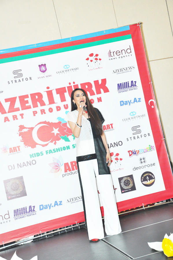 В Баку прошел вечер моды AZƏRİTÜRK – орнаменты Азербайджана и Турции (ФОТО)