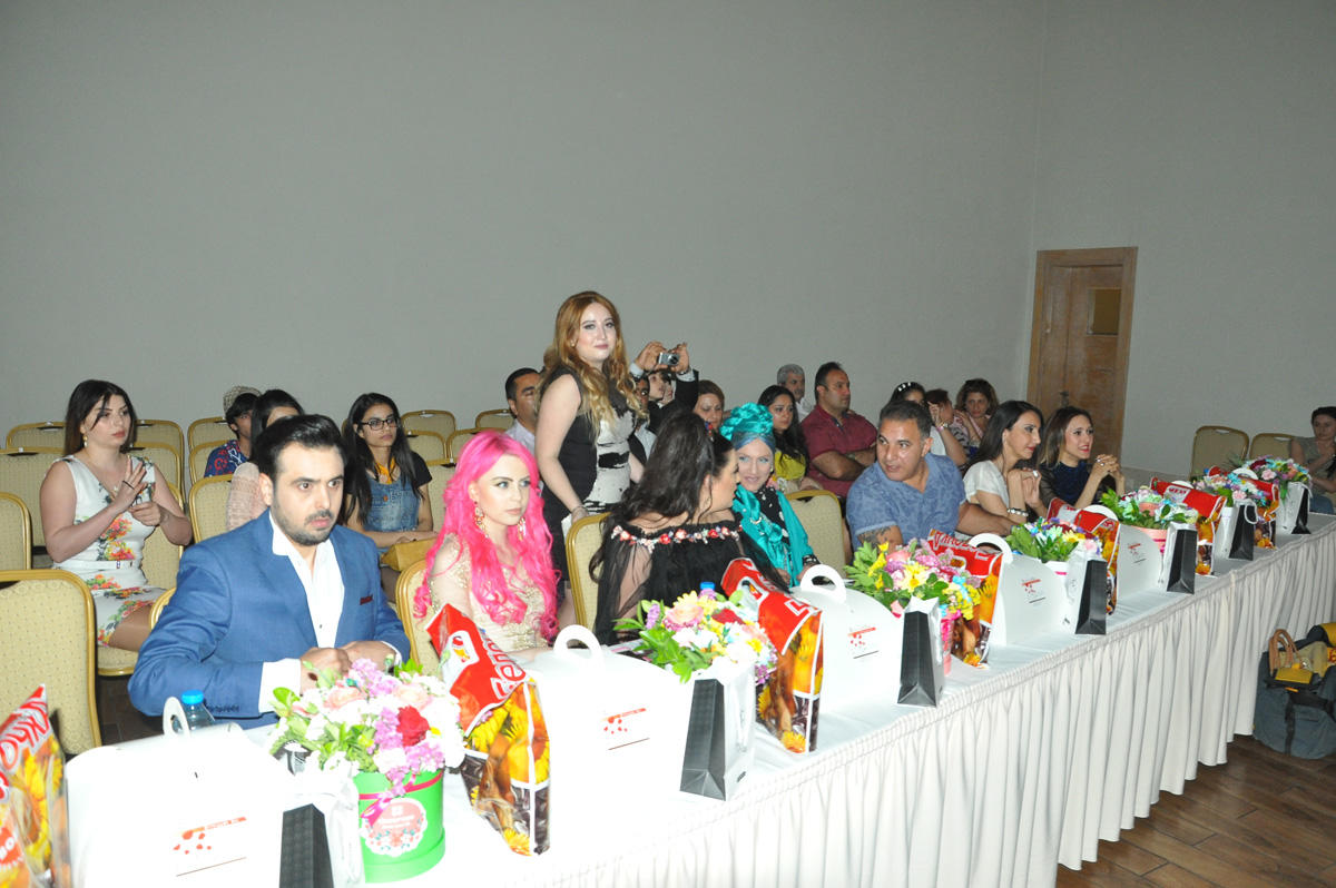 В Баку прошел вечер моды AZƏRİTÜRK – орнаменты Азербайджана и Турции (ФОТО)