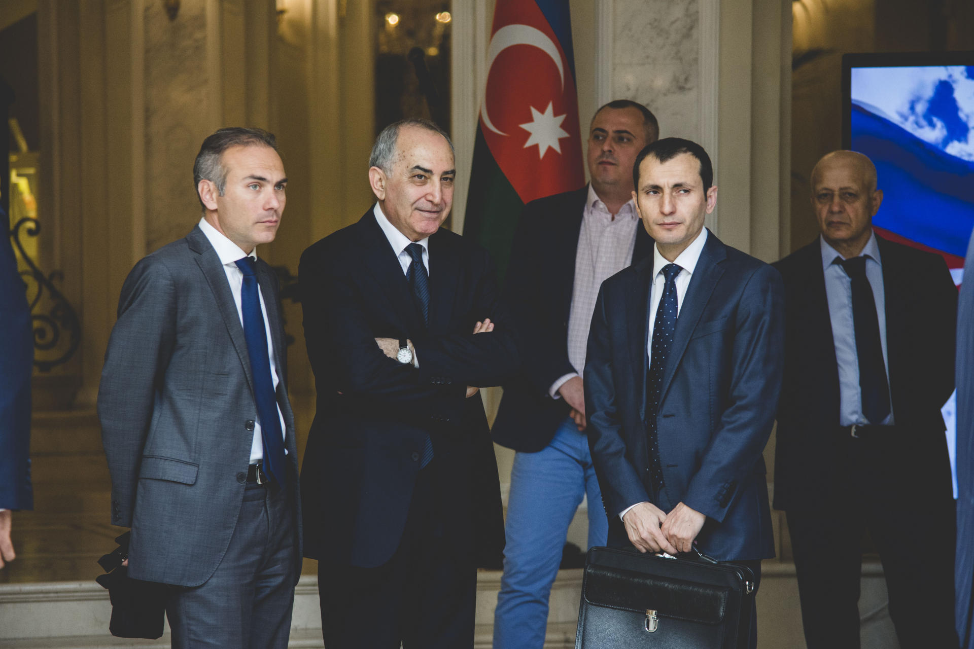 Светский раут Азербайджана в Санкт-Петербурге –  дефиле Фахрии Халафовой, арт Эльшада Ахмедова…(ВИДЕО, ФОТО)