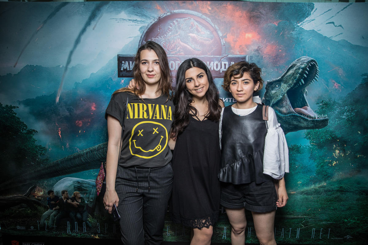 Мир Юрского периода в Баку - 25 лет спустя (ФОТО)