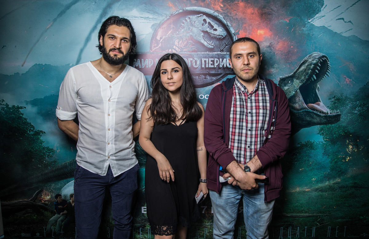 Мир Юрского периода в Баку - 25 лет спустя (ФОТО)