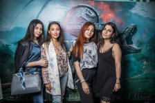 Мир Юрского периода в Баку - 25 лет спустя (ФОТО)