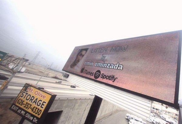 Азербайджанский певец появился на билбордах в США (ФОТО, ВИДЕО)