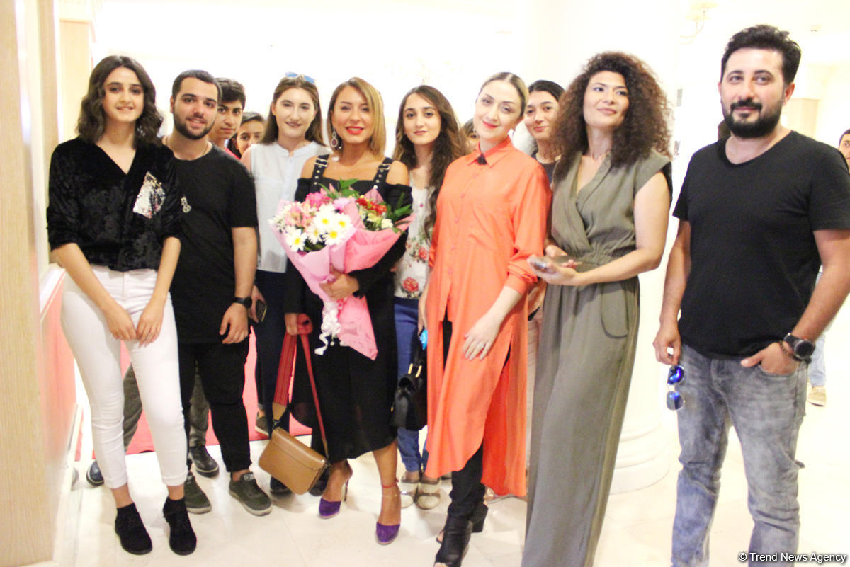 Тунзаля Агаева покорила сердца глухонемых! Впервые представлен такой оригинальный проект (ВИДЕО, ФОТО)