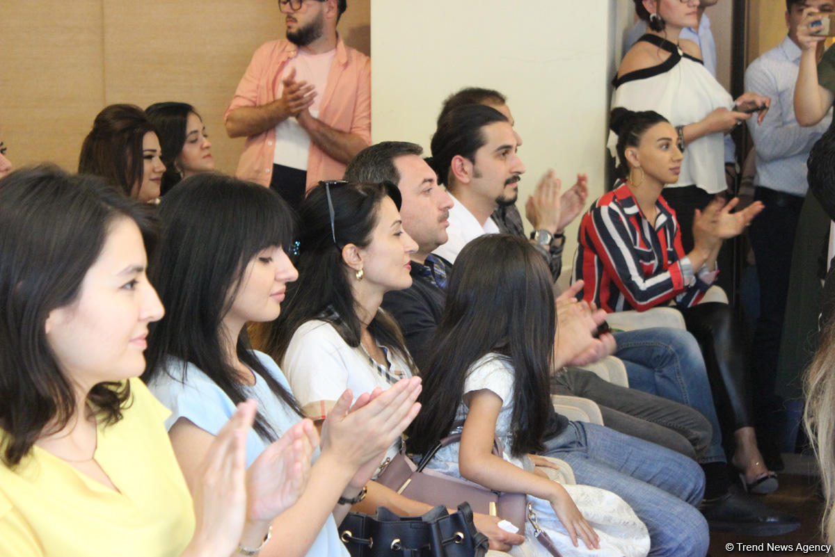 Тунзаля Агаева покорила сердца глухонемых! Впервые представлен такой оригинальный проект (ВИДЕО, ФОТО)