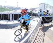 Современные рыцари в Баку, или Праздник "железных коней" (ФОТО)