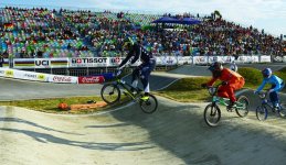 Современные рыцари в Баку, или Праздник "железных коней" (ФОТО)