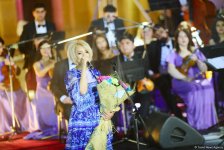 Грандиозный вечер Айгюн Самедзаде – Азан, Ангелы, легендарная Мушарраф Акай,  звездное небо Баку (ФОТО)