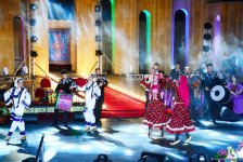 Грандиозный вечер Айгюн Самедзаде – Азан, Ангелы, легендарная Мушарраф Акай,  звездное небо Баку (ФОТО)