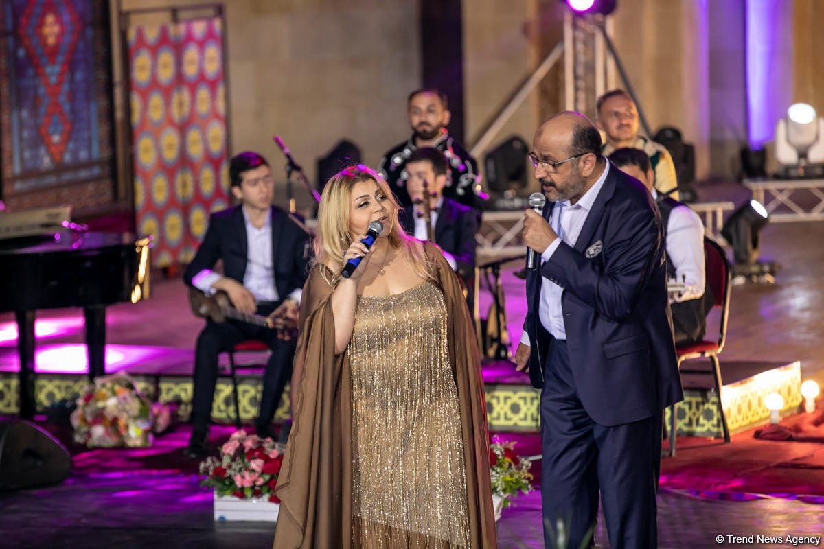 Грандиозный вечер Айгюн Самедзаде – Азан, Ангелы, легендарная Мушарраф Акай,  звездное небо Баку (ФОТО)