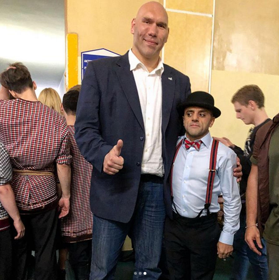 Удивительный азербайджанский циркач в проекте "Лига удивительных людей" телеканала "Россия 1" (ФОТО/ВИДЕО)