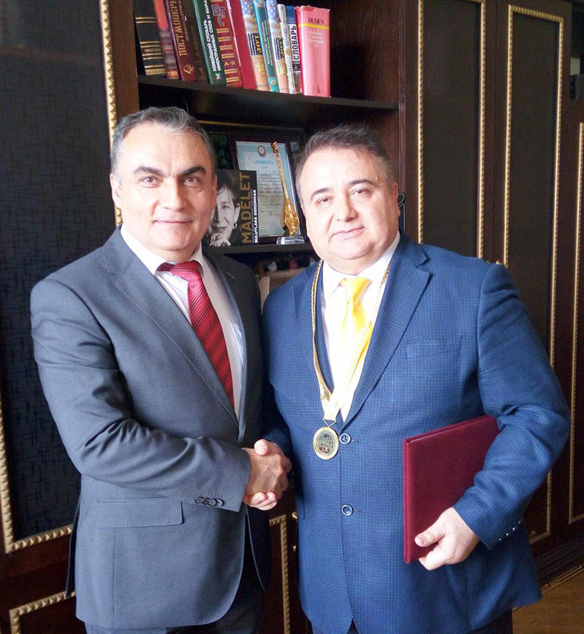 Сейфуллах Тюрксой стал почетным доктором Бакинского Евразийского университета (ФОТО)