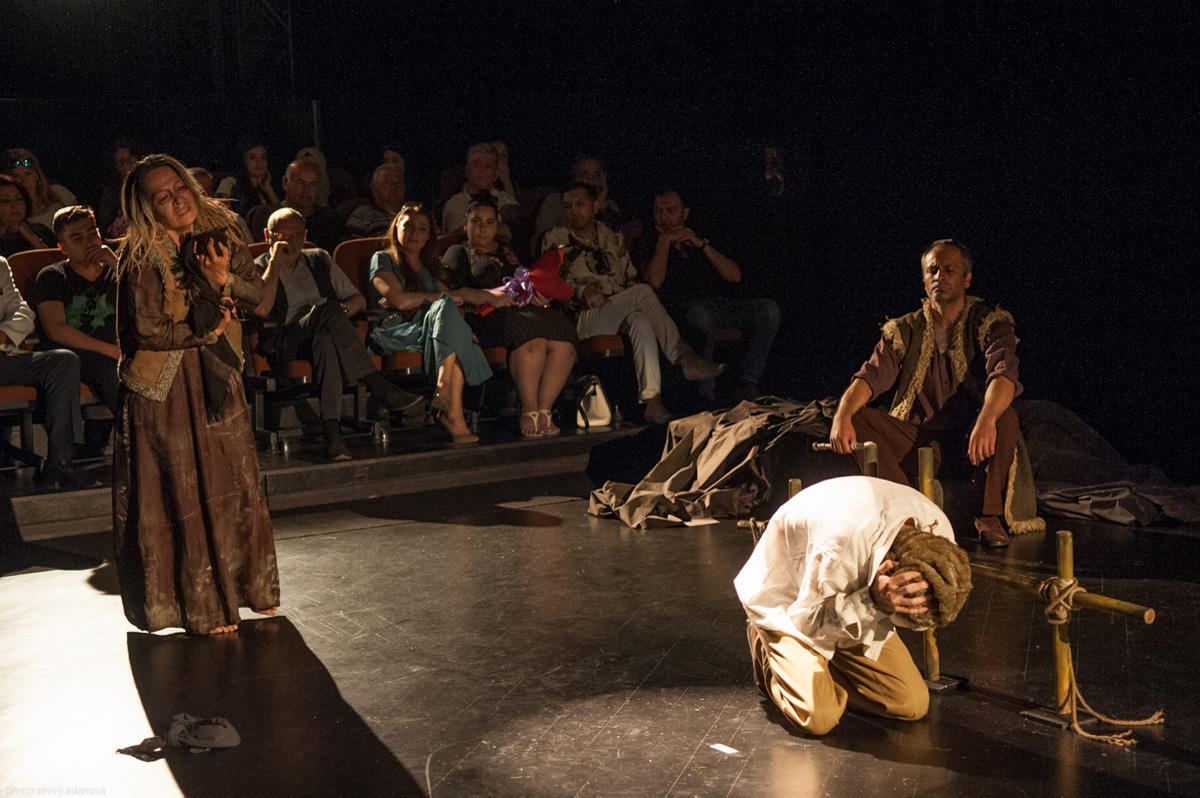 Мехрибан Ханларова и Эльшан Рустамов показали бездушное рабское создание (ФОТО)