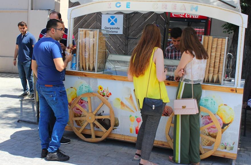 В Баку открылся летний Фестиваль еды – две недели объедения! (ФОТО)