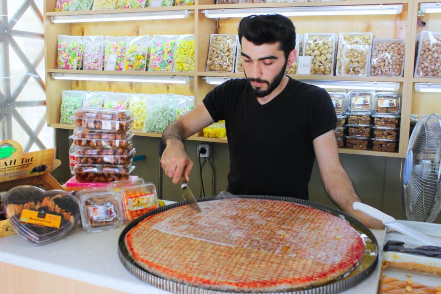 В Баку открылся летний Фестиваль еды – две недели объедения! (ФОТО)